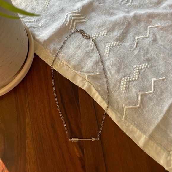 Sterling Silver Arrow Necklace - Picture 1 of 3